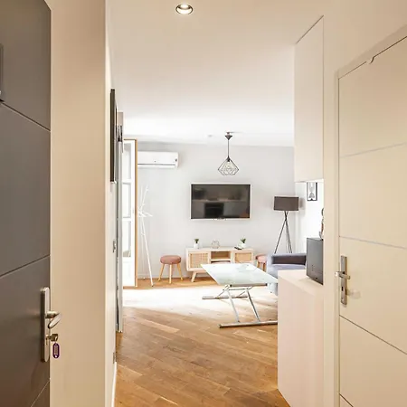 Charming 2rooms Apartmentheart Of